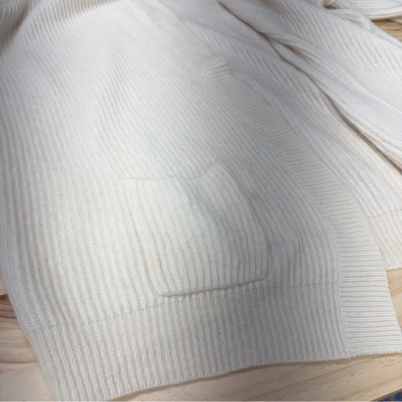 NOT AVAILABLE - Picture 4 of 12